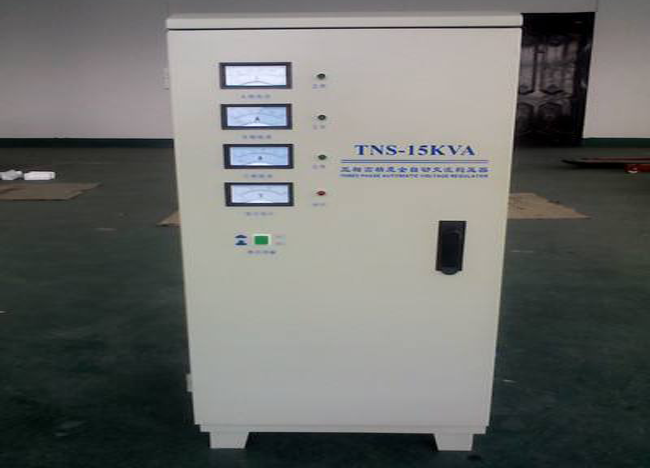 <b>三相稳压器TNS（SVC）-15KVA</b>